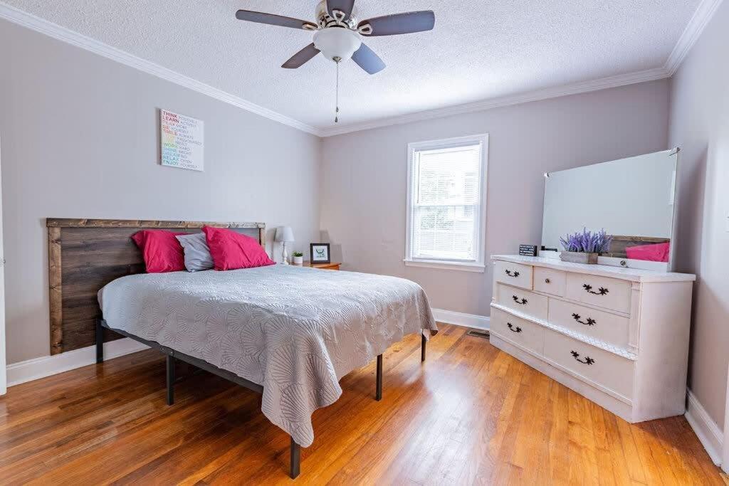 Charming 3-Bedroom Home In Rossville, Ga - Family Retreat Eksteriør billede