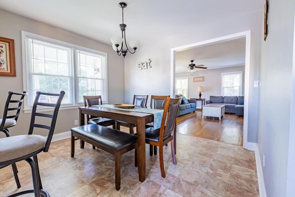 Charming 3-Bedroom Home In Rossville, Ga - Family Retreat Eksteriør billede